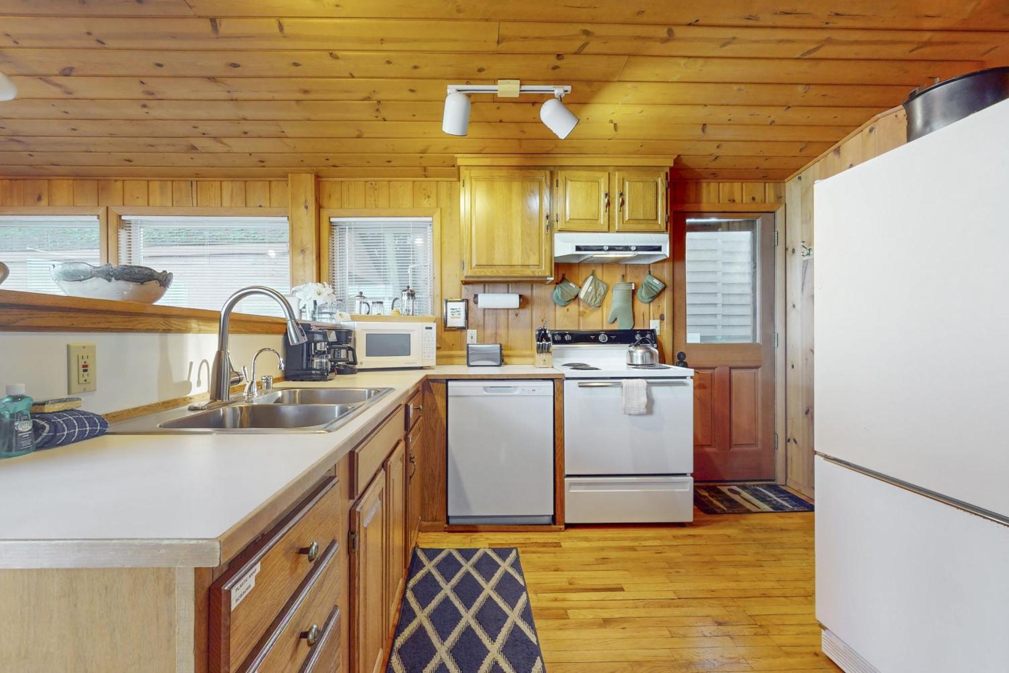 The Cabin At Penn Cove Coveland Екстериор снимка